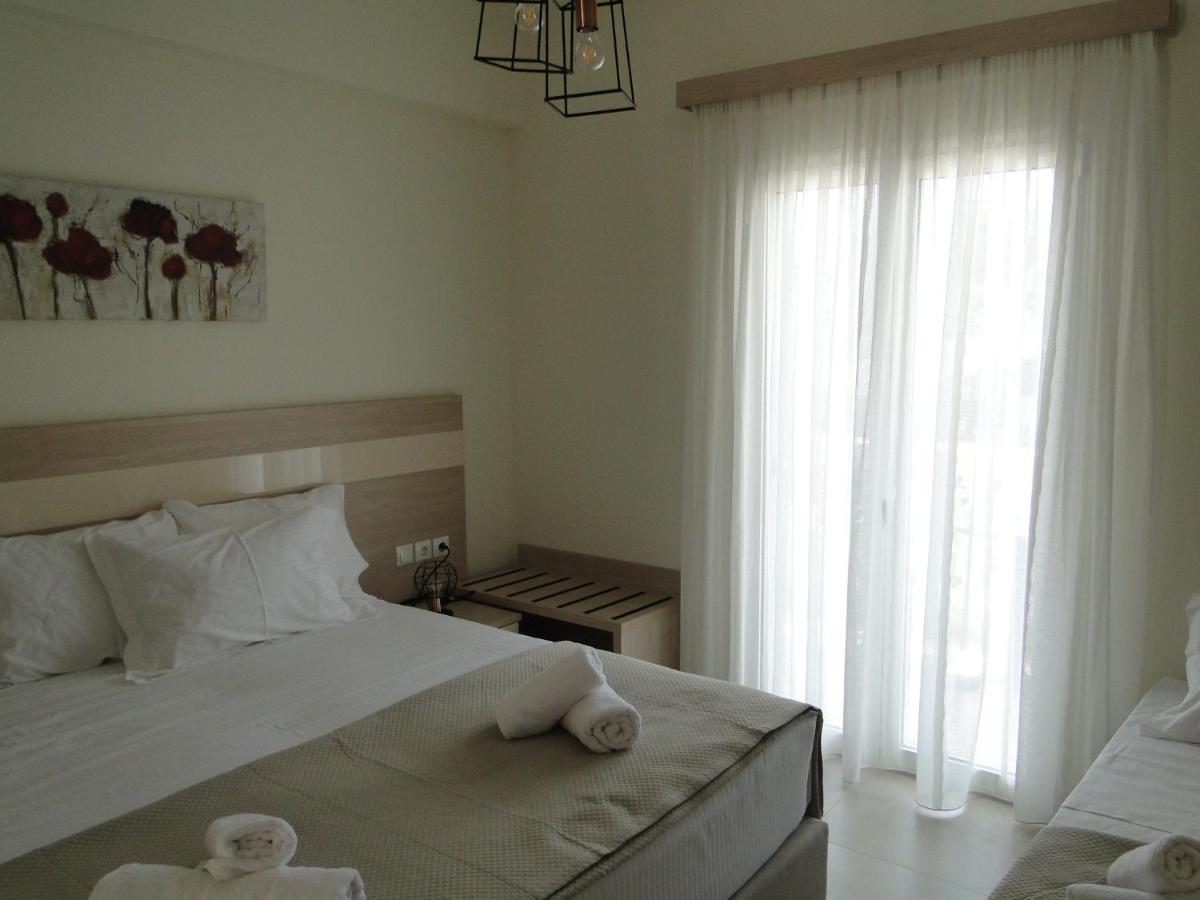 Chrysanthe'S Apartments No2 Poros Town Exterior photo