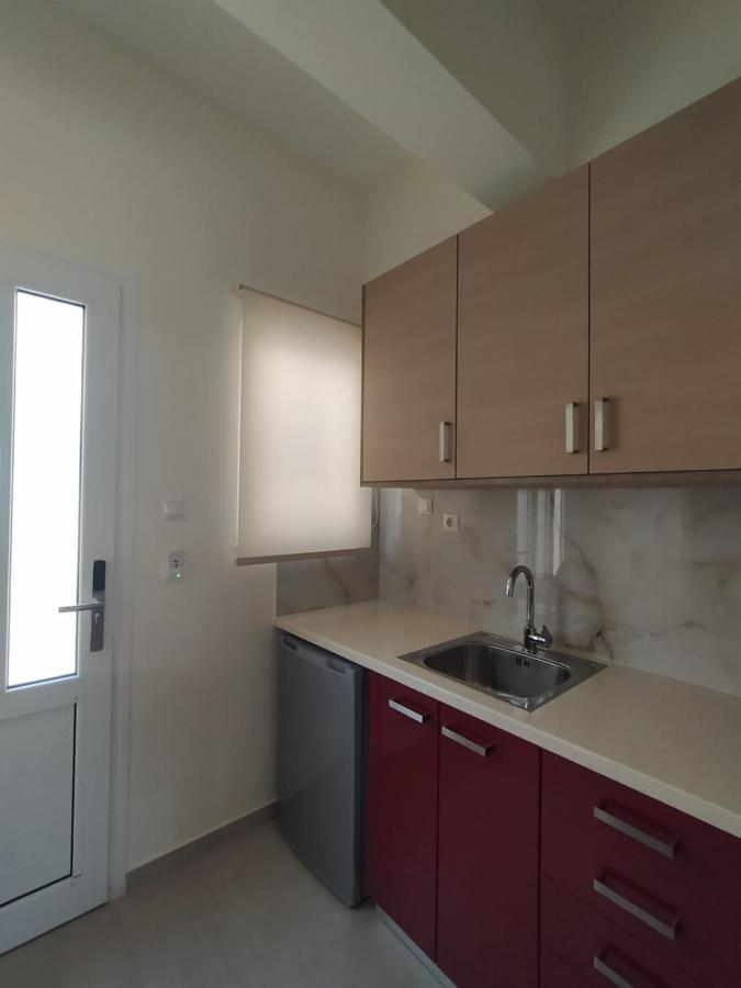 Chrysanthe'S Apartments No2 Poros Town Exterior photo